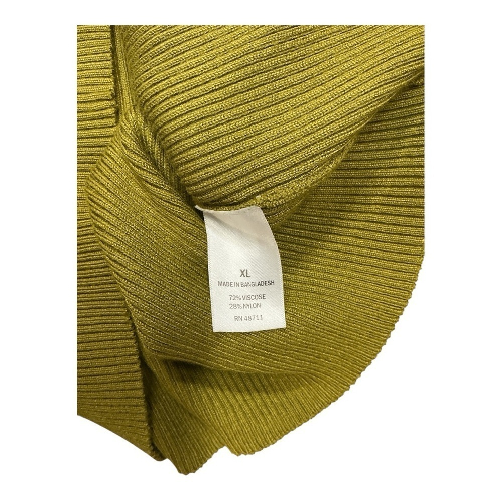 Ophelia & Co. Fitted Green ribbed top - Picture 3 of 3